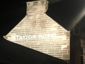 Certifikát, hodnocení, plakát nebo jiný dokument vystavený v ubytování The Station Hotel