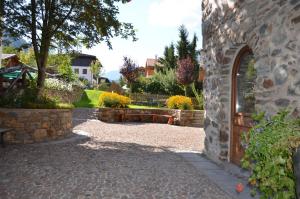A garden outside Residence Ca' Delle Margherite