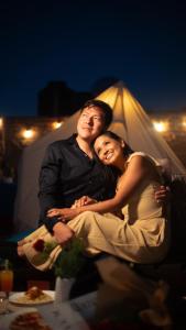 a man and a woman posing for a picture at Sukha Hostel San Luis in San Luis Potosí +29 photos
