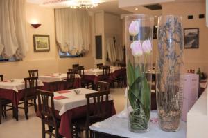 Restoran ili drugo mesto za obedovanje u objektu Albergo Munsci'
