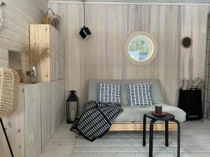 Gallery image of Lumoava Saarimökki in Pietarsaari