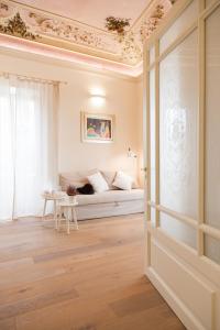 A bed or beds in a room at Il Leone Blu