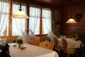 Restaurace v ubytování Sporthotel Sonne