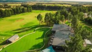 an aerial view of a golf course at Eye with a view in Eikenhof