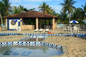 Bazén v ubytování Mar & Sol Praia Hotel nebo v jeho okolí