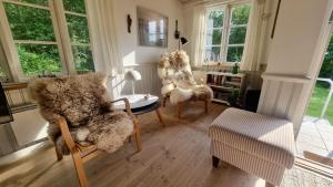 Gallery image of Ferienhaus-am-Wald-mit-Kamin-und-zwei-Terrassen in Haderslev