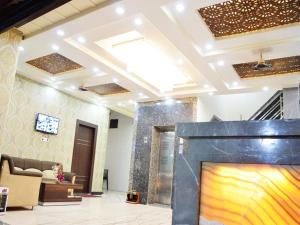 Imagem da galeria de HOTEL ATA INN AND RESTAURANT (20 Mtrs from Dargah), Ajmer em Ajmer