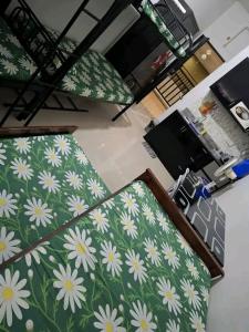 an aerial view of a room with white flowers at JY7 Rooms 414 in Cebu City
