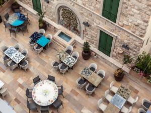 Istumisnurk majutusasutuses Legacy Hotel ַ& Convention Center Nazareth