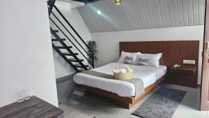 Gallery image of Mithra Munnar Valley View A-Frame Huts in Anachal