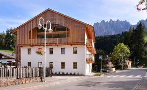 Imagen de la galería de Residence Simml & Schlosser, en San Candido