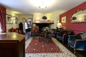 Posezení v ubytování Meryan House Hotel