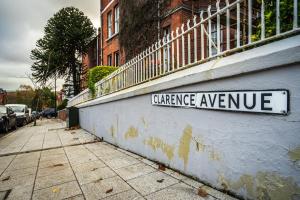 a sign for aance avenue on the side of a building at Sorley Boys Snug in Derry Londonderry