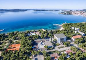 an aerial view of a large body of water at hotel depandance Imperial Green by GLOBTOUR in Vodice