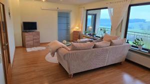 Televisor o centre d'entreteniment de Ferienwohnung Talblick in Merzig