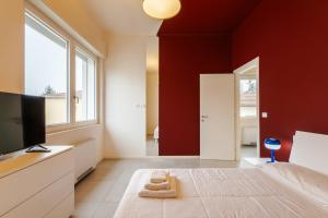 Gallery image of Tosa Apartment - Free WiFi, Air Conditioning & Private Parking in Imola