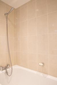a shower in a bathroom with a tub at 3 Bed in Low Row oc-ds1030 in Gunnerside +19 photos