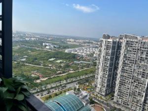 arial view of a large building in a city at Homestay đẹp và rẻ r105 in Gia Lâm Pho +2 photos