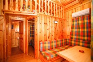 Fotografie z fotogalerie ubytování Bungalows y Mobil Homes Camping Regio v destinaci Santa Marta de Tormes