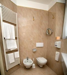 Koupelna v ubytování Hotel Continental