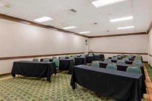 a conference room with tables and chairs in it at Clarion Hotel Anaheim Resort in Anaheim +60 photos