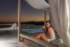 Bazén v ubytování Elite Luxury Suites nebo v jeho okolí