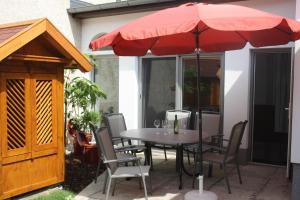 Patio nebo venkovní prostory v ubytování Zur Weinlaube
