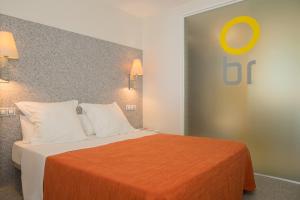 Postel nebo postele na pokoji v ubytování Apartamentos Turísticos Mix BR AT2179