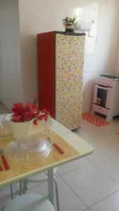 Dapur atau dapur kecil di Apartamento em Arraial do Cabo