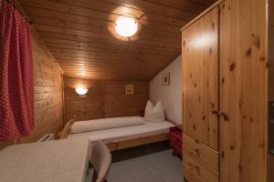 Voodi või voodid majutusasutuse Gasthof zur Traube toas