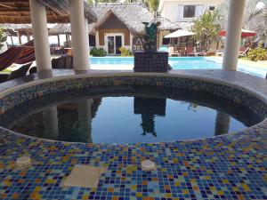 Bazén v ubytování Hotel Hawaian Paradise nebo v jeho okolí