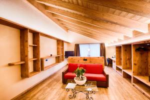Francesin Active Hotel的休息区