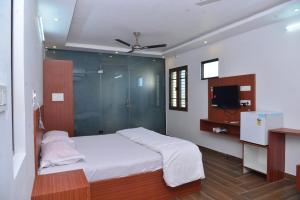 Gallery image of Sri Sai Balaji Towers in Palmaner