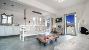 Gallery image of Halcyon Suites and Villas Naxos in Naxos Chora