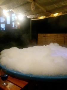 a pile of snow on a table in a room at Căsuța de pe Vale in Sighetu Marmaţiei