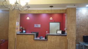 Foto dalla galleria di Reddy Hotel a Plainview