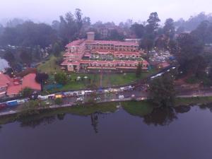 Vaade majutusasutusele The Carlton Kodaikanal linnulennult