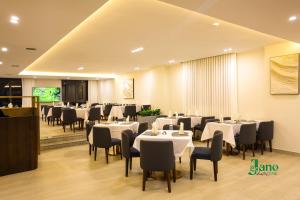 Restaurant o un lloc per menjar a Jano Hotel