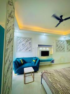 Gallery image of studio apartment gaur city center in Ghaziabad