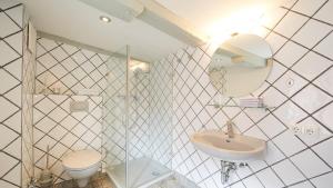 Ein Badezimmer in der Unterkunft Altstadt Gästehaus Drewes Wale