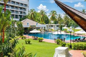 a view of the pool at the resort at Batam View Beach Resort in Nongsa