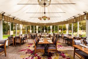 Leonardo Boutique Huntingtower Perth餐厅或其他用餐的地方