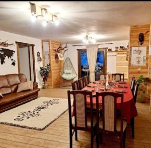 Zona d'estar a Cabana Rustik