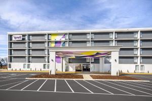 a rendering of a building with a parking lot at Spark By Hilton Roanoke Airport in Roanoke
