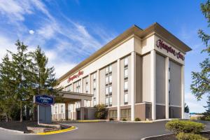 a rendering of the front of a hotel at Hampton Inn Somerset in Somerset