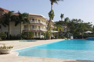 Hồ bơi trong/gần Ocean Front Two Bedroom Penthouse