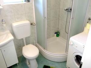 Koupelna v ubytování Apartments Nikolic
