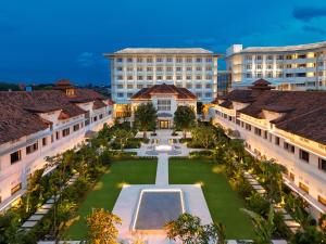 an aerial view of the courtyard of a building at Grand Hotel De Djokja in Yogyakarta