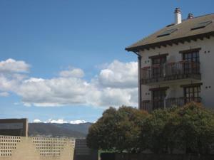 Hotel Anaya, Puente La Reina de Jaca, Spain - Booking.com