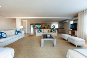Gallery image of Villa on Slopes of Geneva Drive in Cape Town